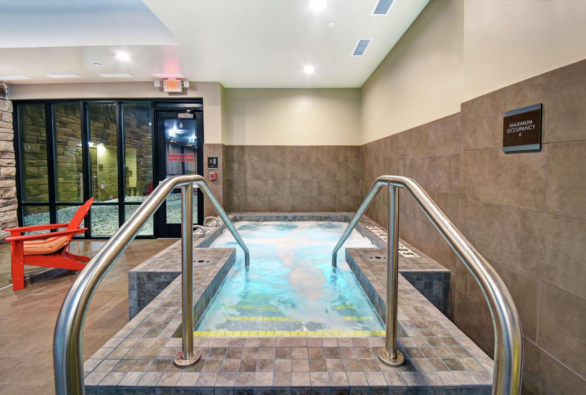 Home2 Suites By Hilton Beloit Exterior foto